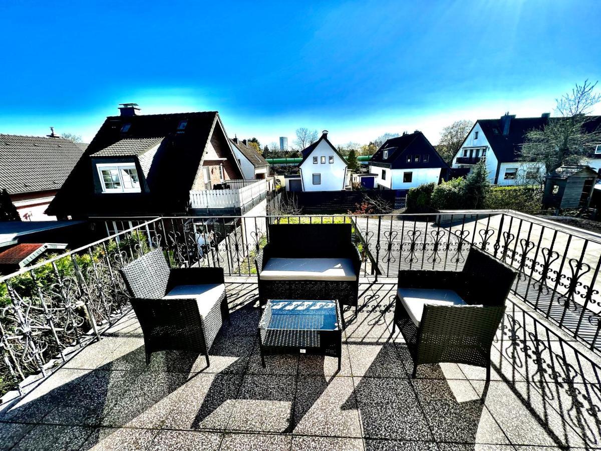 Praktisches Zimmer im Großen Haus mit garten Düsseldorf Exterior foto